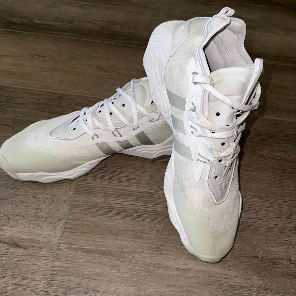 Adidas Trae Young 3 White/Silver Basketball sneakers Size 15